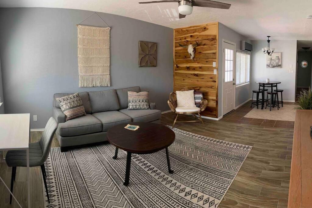 Comfy, Contemporary Quiet Retreat Vacation Home With Views Albuquerque Exteriér fotografie