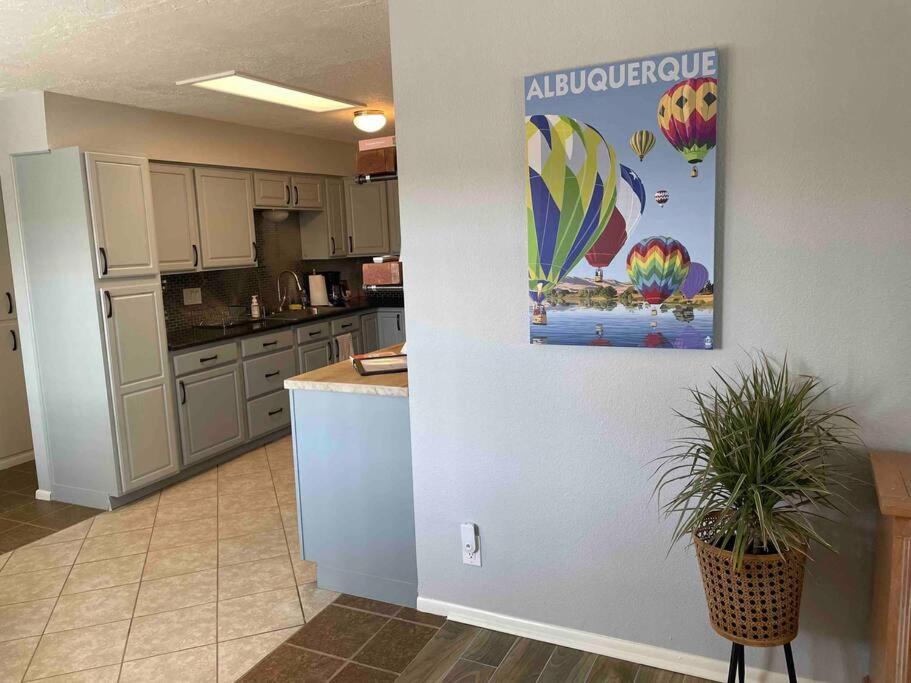 Comfy, Contemporary Quiet Retreat Vacation Home With Views Albuquerque Exteriér fotografie